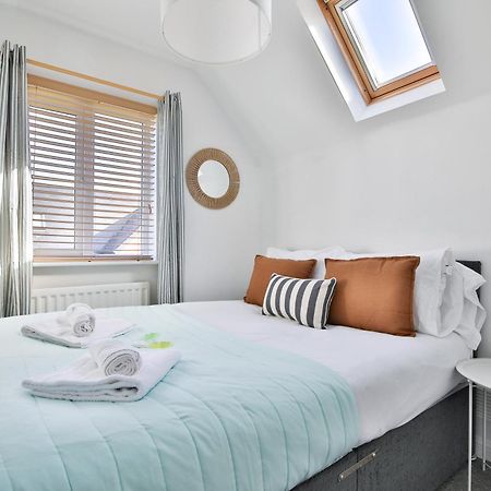 Stayright 2 Bed Beach House With Private Parking- Next To Barry Beach And Jackson Bay Dış mekan fotoğraf